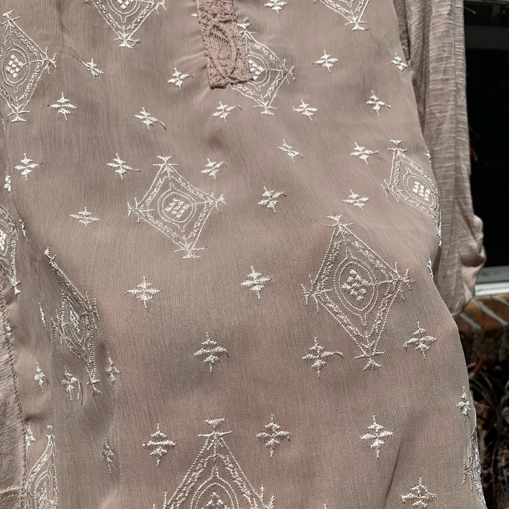 Anthropologie • Tiny - blouse - Picture 4 of 5